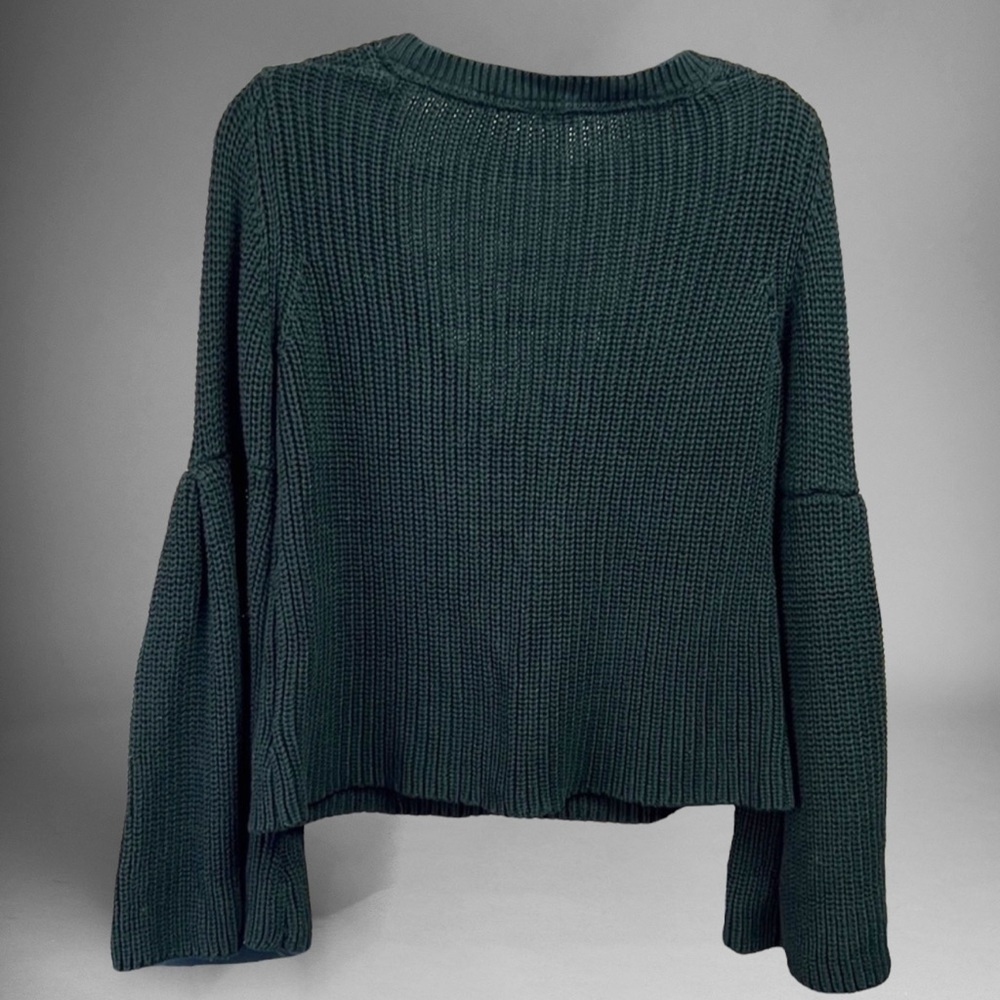 Free people sweater. - Picture 2 of 6
